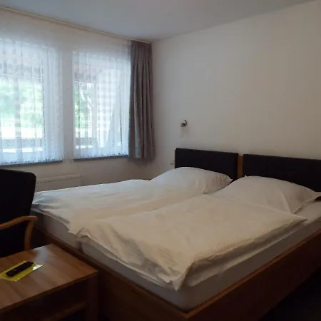 Garni Zum Reinhardswald Inn Gewissenruh