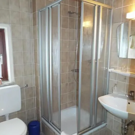 Garni Zum Reinhardswald Han/Misafirhane 3*