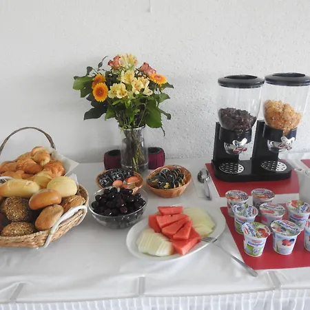 Inn Garni Zum Reinhardswald 3*