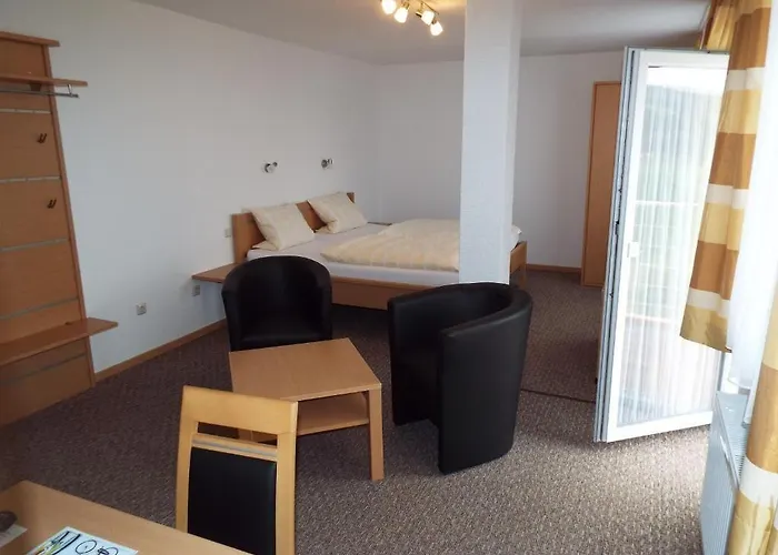 بيت ريفي Garni Zum Reinhardswald 3*