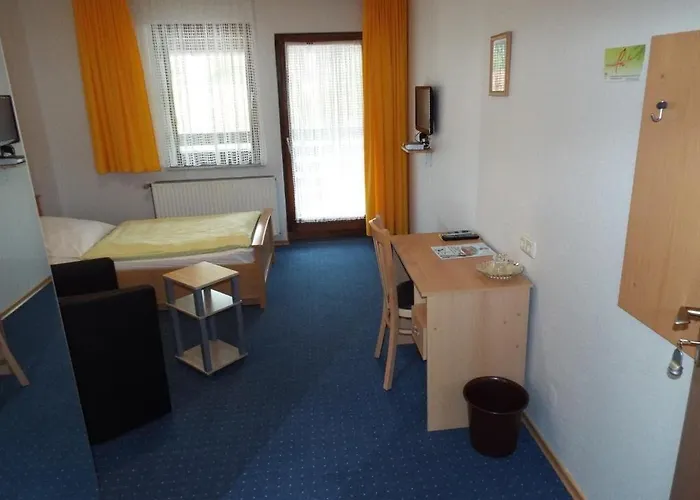 بيت ريفي Garni Zum Reinhardswald 3*