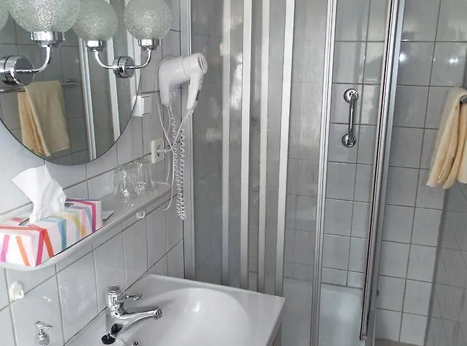 Garni Zum Reinhardswald 3*